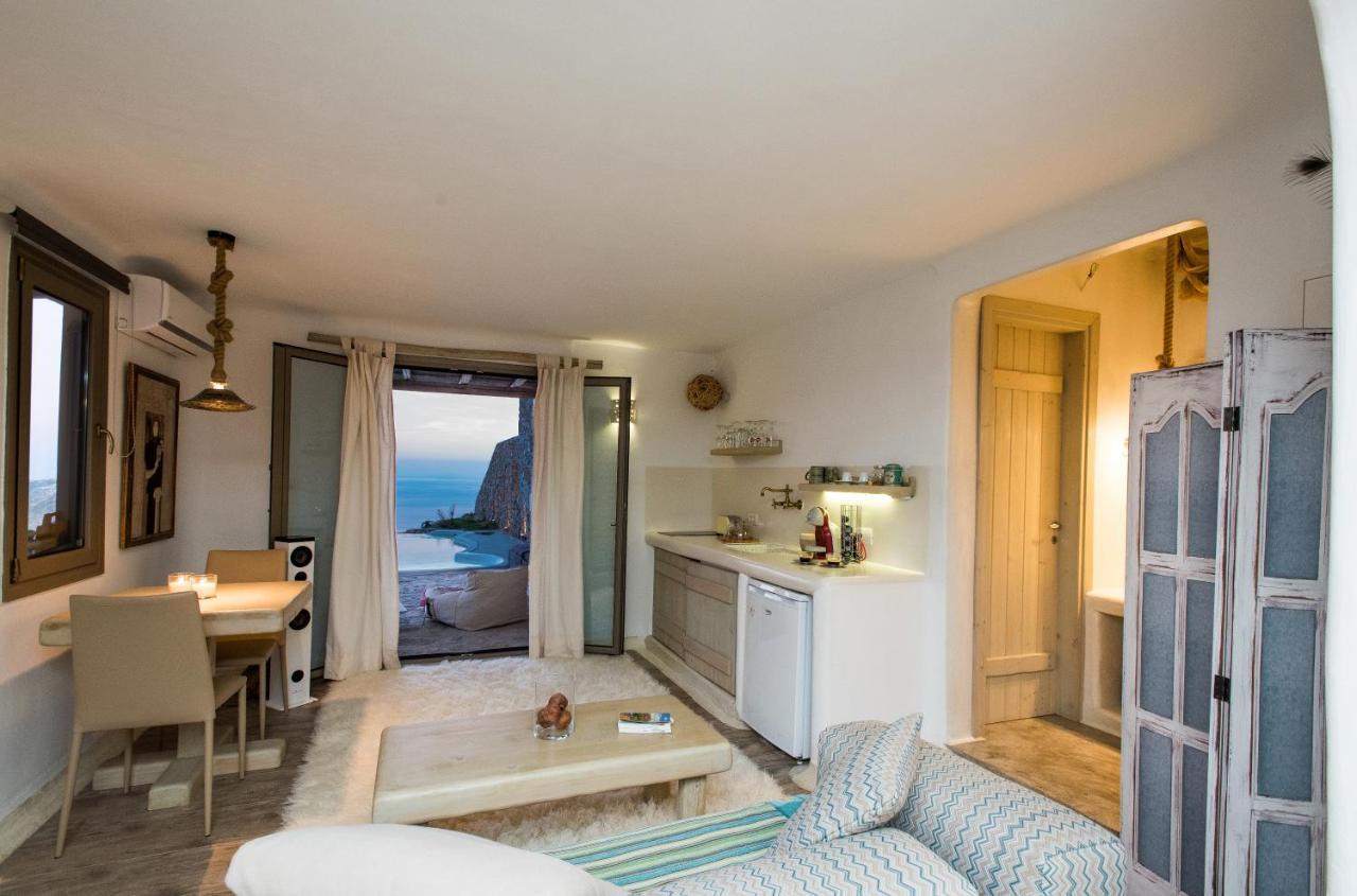 Amallini Suites Mykonos 수퍼 파라다이스 비치 외부 사진